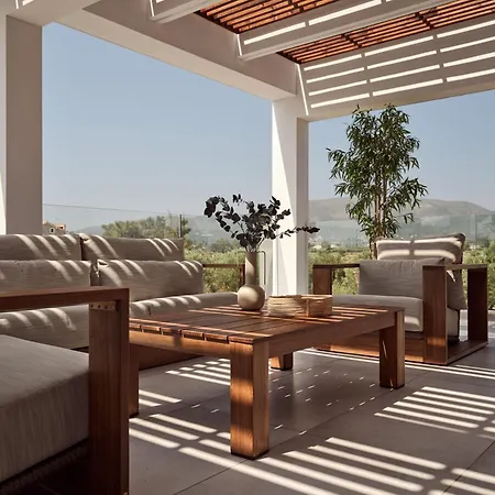 Cozy Aura Residence, By Tk Management Villa